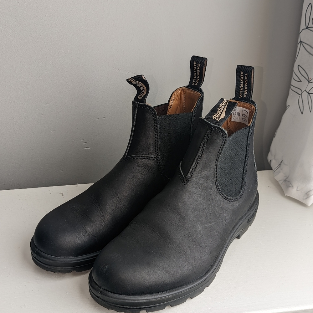 New Blundstone classic 550 (black)